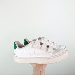 Veja Esplar 3 lock Velcro sneakers white and green size 8 39